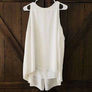 Vince Camuto Pleat Back Core Blouse